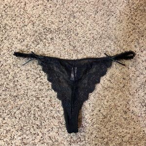 Affinitas Intimates Thong Panties Used Black Lace XL